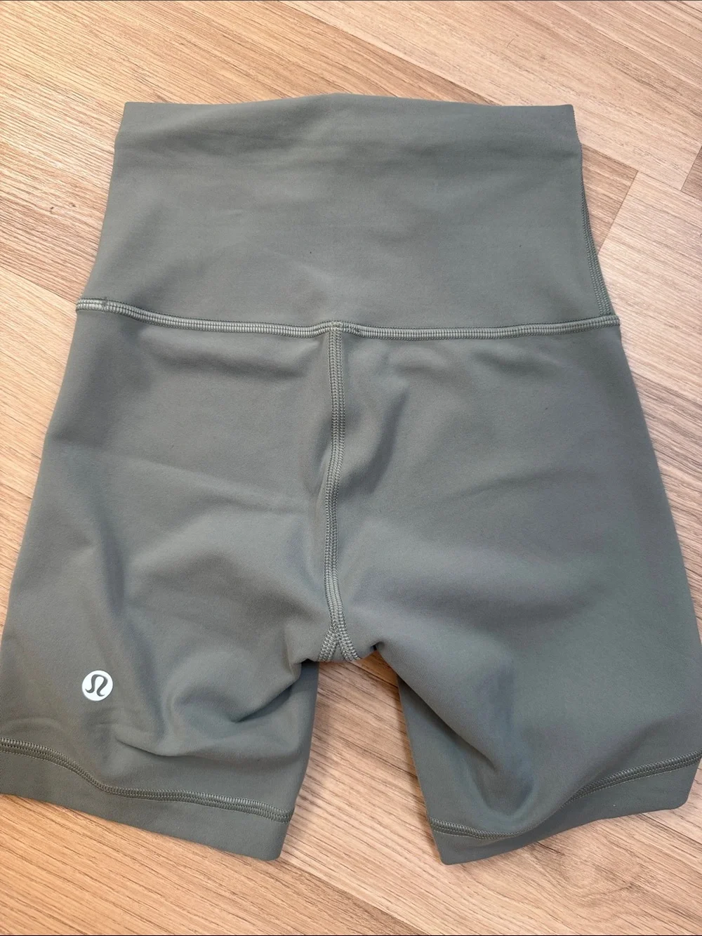 lululemon Wunder train High rise short 4”
